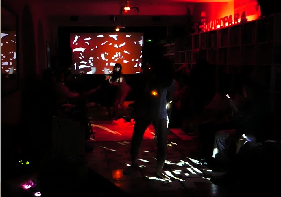 Rugiens Vulcanus Sudore